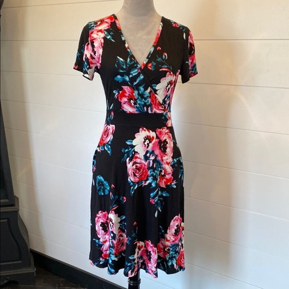 Pink andRed Flutter Sleeve V-Neck Midi Dress